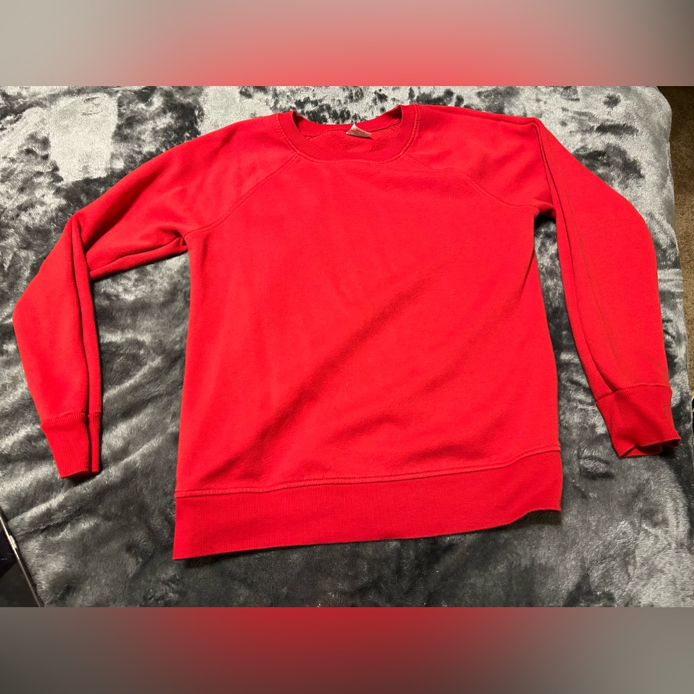 sweatshirt
